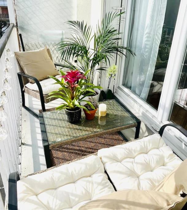 Proche Chateau De Versailles Avec Balcon Vu Sur Une Foret Et Parking Gratuit Pour 5 Personnes Maximum Exteriör bild